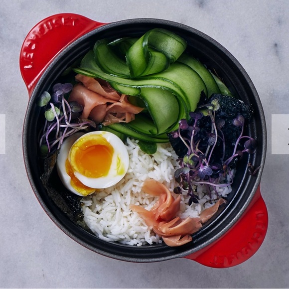 NIB Le Creuset | Rice Pot + Stoneware Inner Lid Cerise - Picture 6 of 11